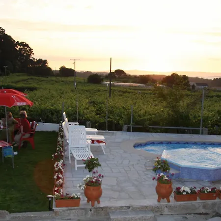 Country house O Lar Da Avoa Castrelo (Pontevedra)